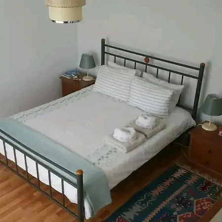 Bed & Breakfast Comfortable Layover From 12 Mins Airport